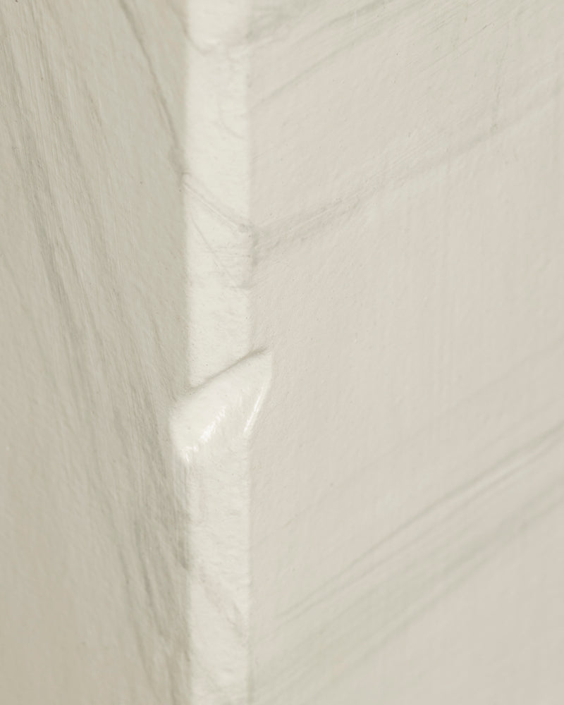 THE END WHITE